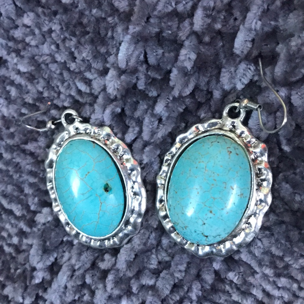 stone earring bundle - Picture 3 of 3
